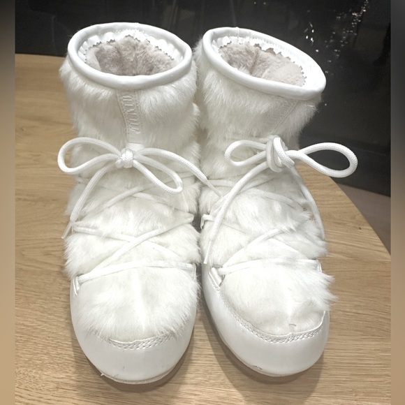 Moon Boot Protecht Low Faux fur boots white - Picture 2 of 11